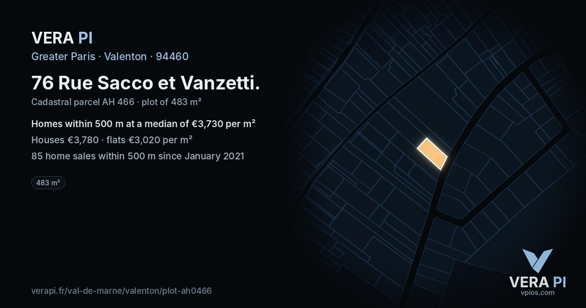 76 Rue Sacco et Vanzetti, Valenton at night – the plot lit, the parcels around coloured by the prices near them