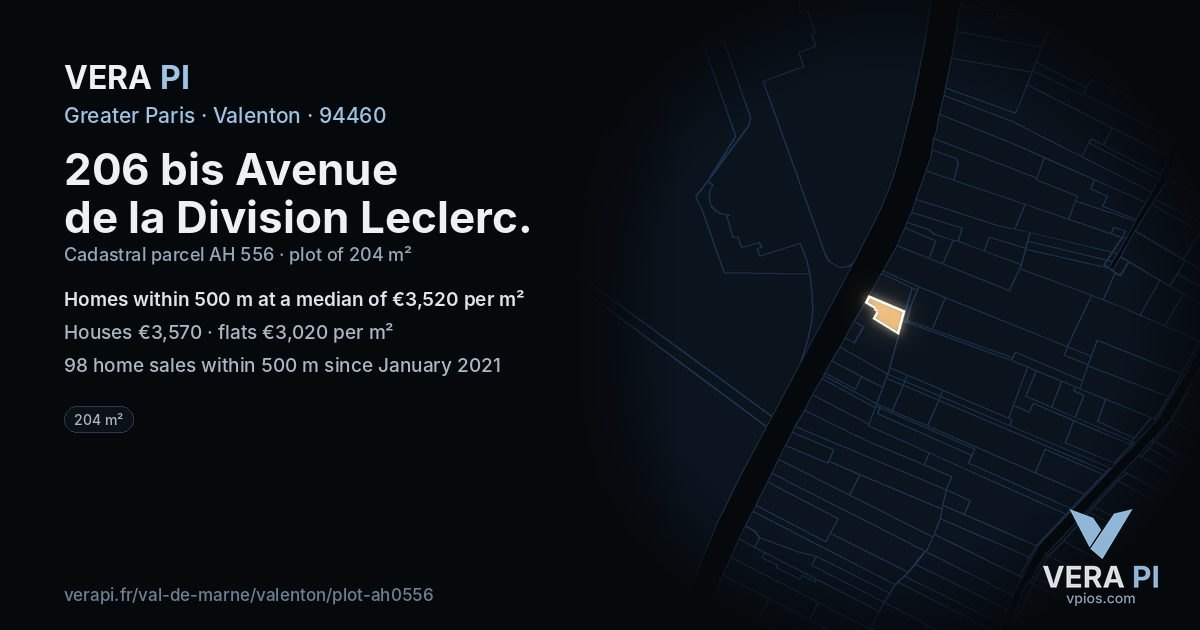 206 bis Avenue de la Division Leclerc, Valenton at night – the plot lit, the parcels around coloured by the prices near them