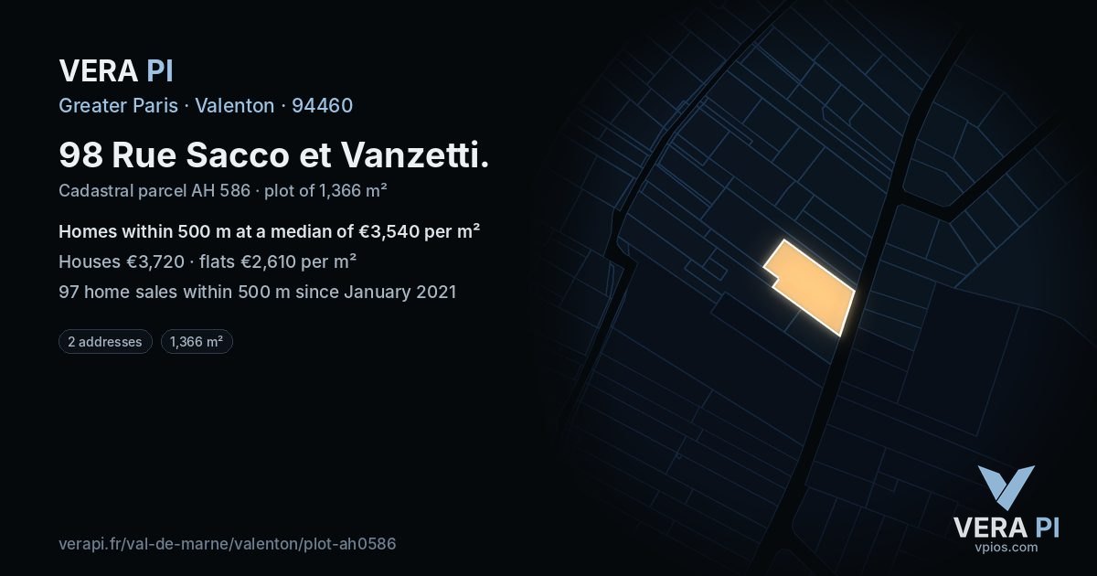 98 Rue Sacco et Vanzetti, Valenton at night – the plot lit, the parcels around coloured by the prices near them