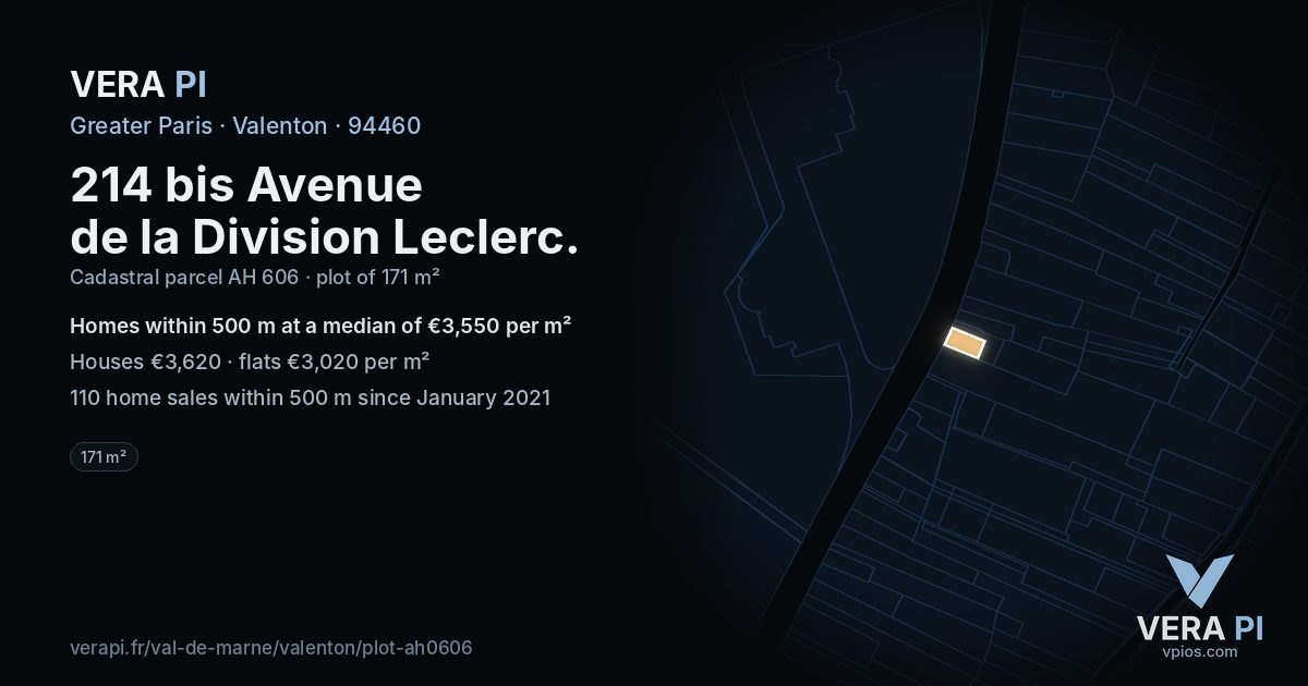 214 bis Avenue de la Division Leclerc, Valenton at night – the plot lit, the parcels around coloured by the prices near them