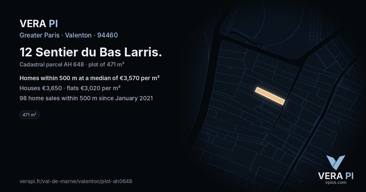 12 Sentier du Bas Larris, Valenton at night – the plot lit, the parcels around coloured by the prices near them