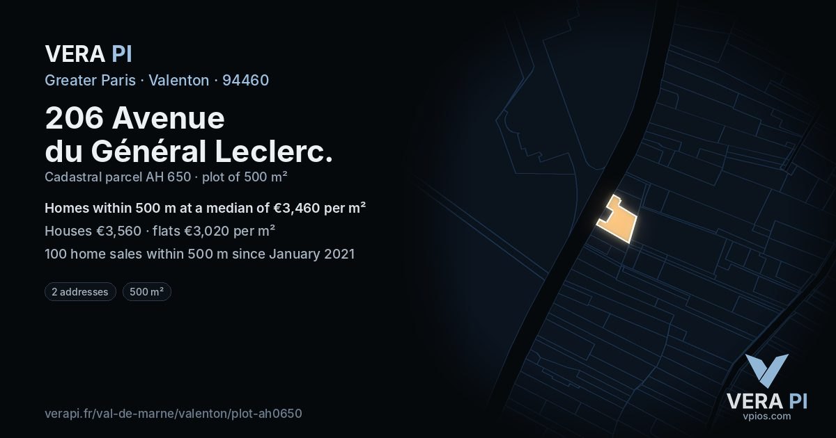 206 Avenue du Général Leclerc, Valenton at night – the plot lit, the parcels around coloured by the prices near them