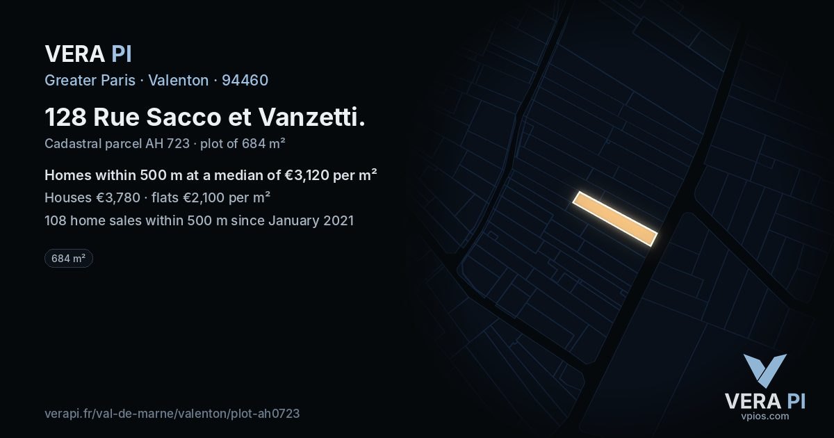 128 Rue Sacco et Vanzetti, Valenton at night – the plot lit, the parcels around coloured by the prices near them