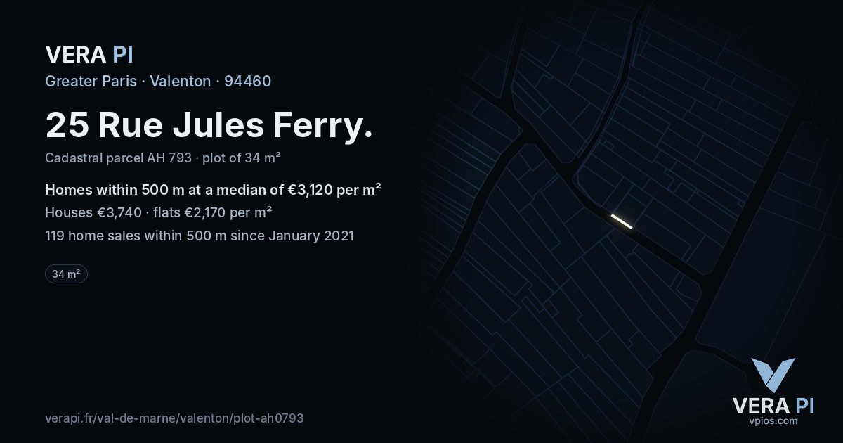 25 Rue Jules Ferry, Valenton at night – the plot lit, the parcels around coloured by the prices near them