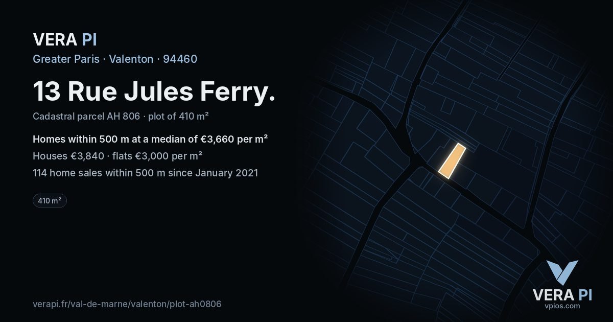 13 Rue Jules Ferry, Valenton at night – the plot lit, the parcels around coloured by the prices near them