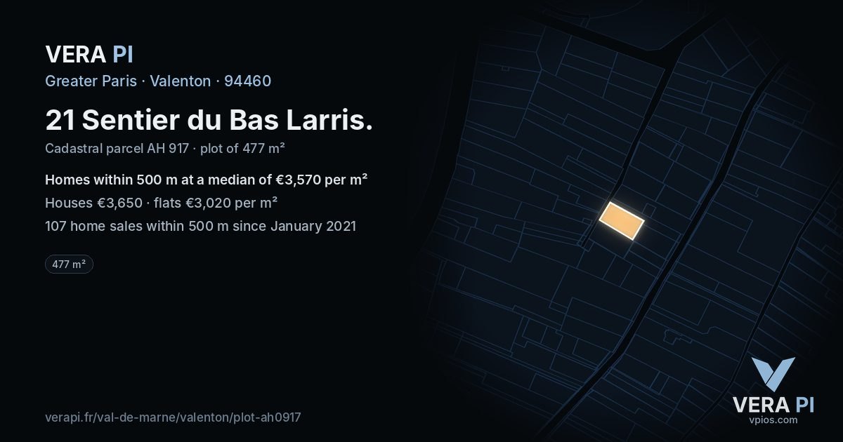 21 Sentier du Bas Larris, Valenton at night – the plot lit, the parcels around coloured by the prices near them