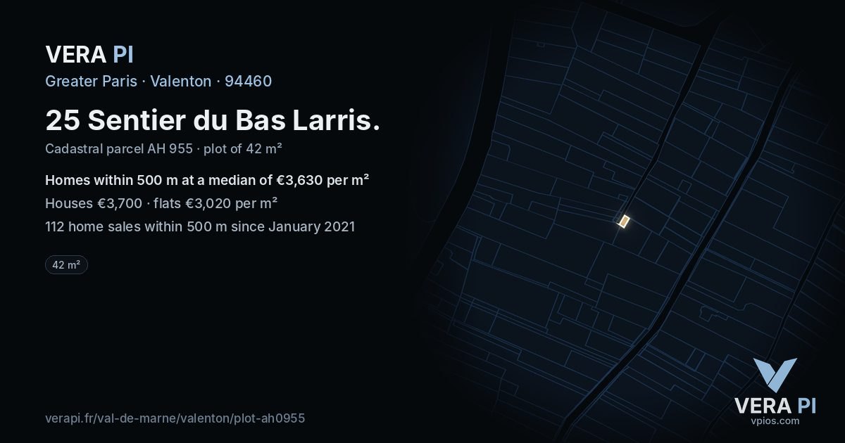 25 Sentier du Bas Larris, Valenton at night – the plot lit, the parcels around coloured by the prices near them
