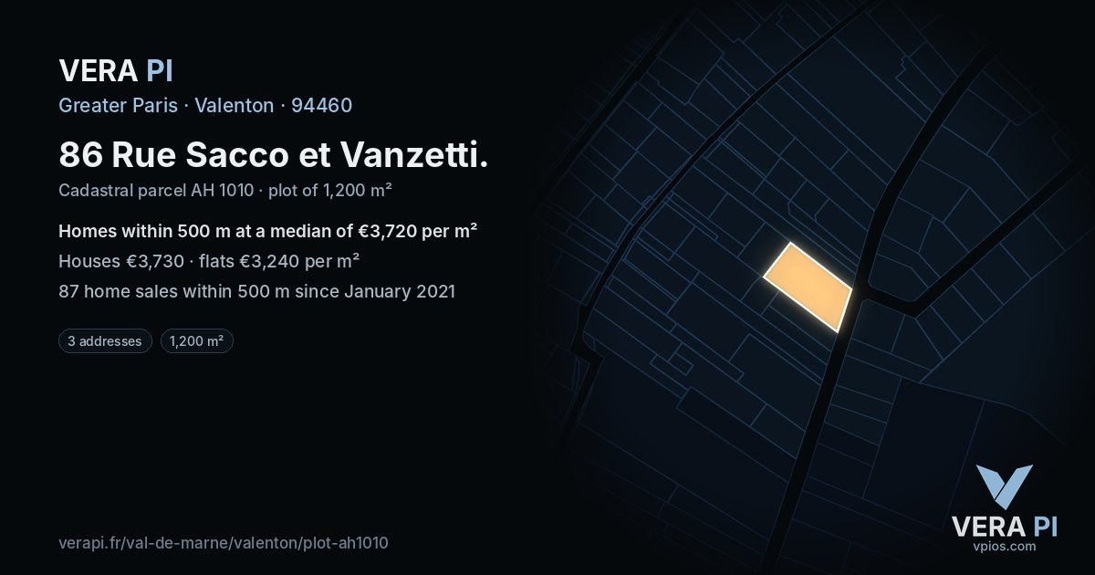 86 Rue Sacco et Vanzetti, Valenton at night – the plot lit, the parcels around coloured by the prices near them
