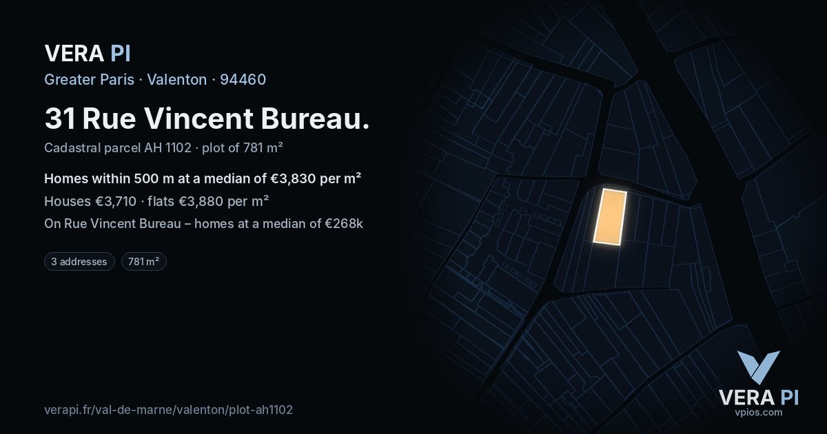 31 Rue Vincent Bureau, Valenton at night – the plot lit, the parcels around coloured by the prices near them
