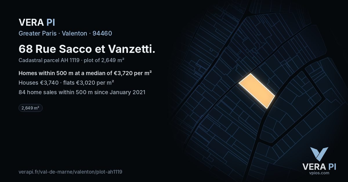 68 Rue Sacco et Vanzetti, Valenton at night – the plot lit, the parcels around coloured by the prices near them