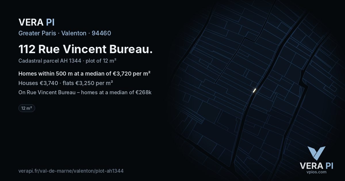 112 Rue Vincent Bureau, Valenton at night – the plot lit, the parcels around coloured by the prices near them