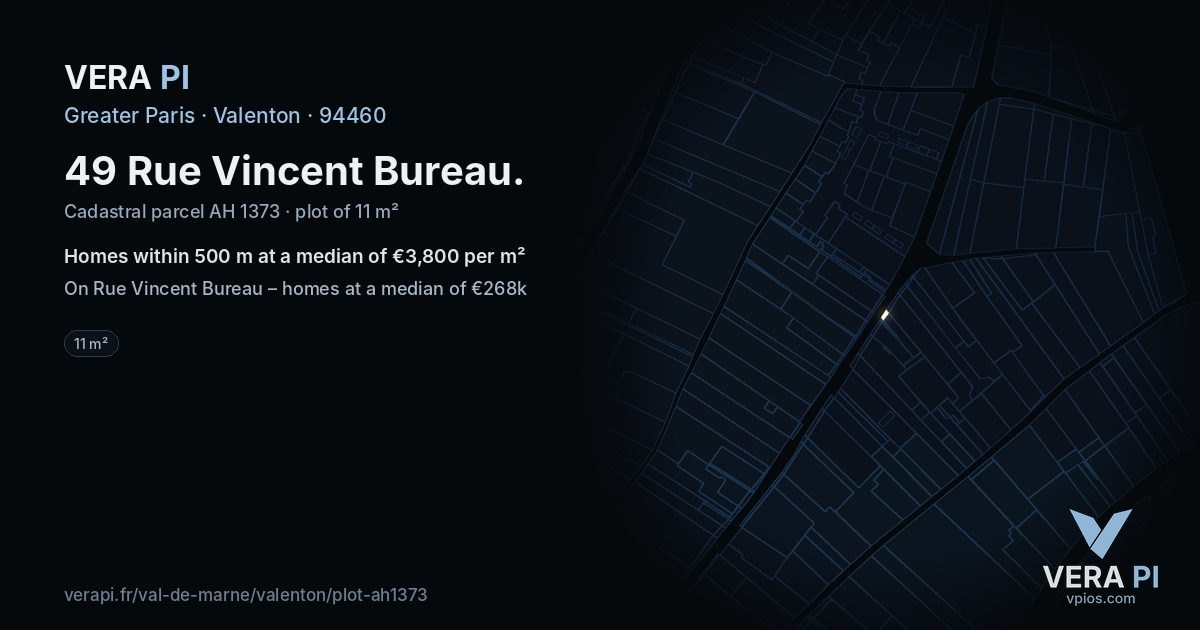 49 Rue Vincent Bureau, Valenton at night – the plot lit, the parcels around coloured by the prices near them