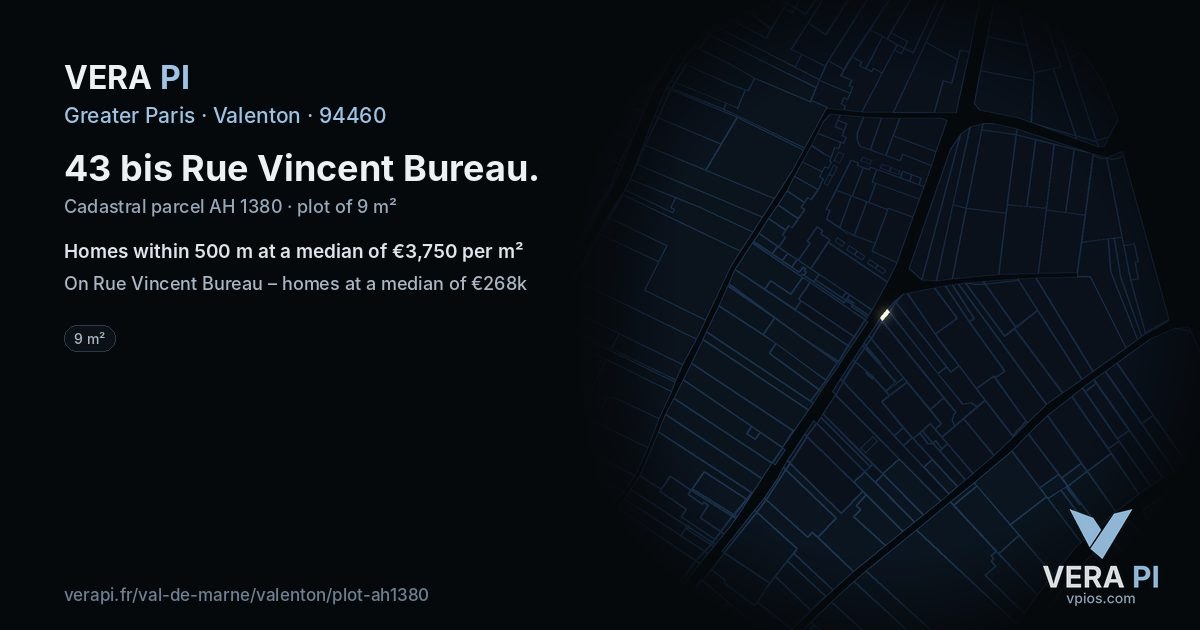 43 bis Rue Vincent Bureau, Valenton at night – the plot lit, the parcels around coloured by the prices near them