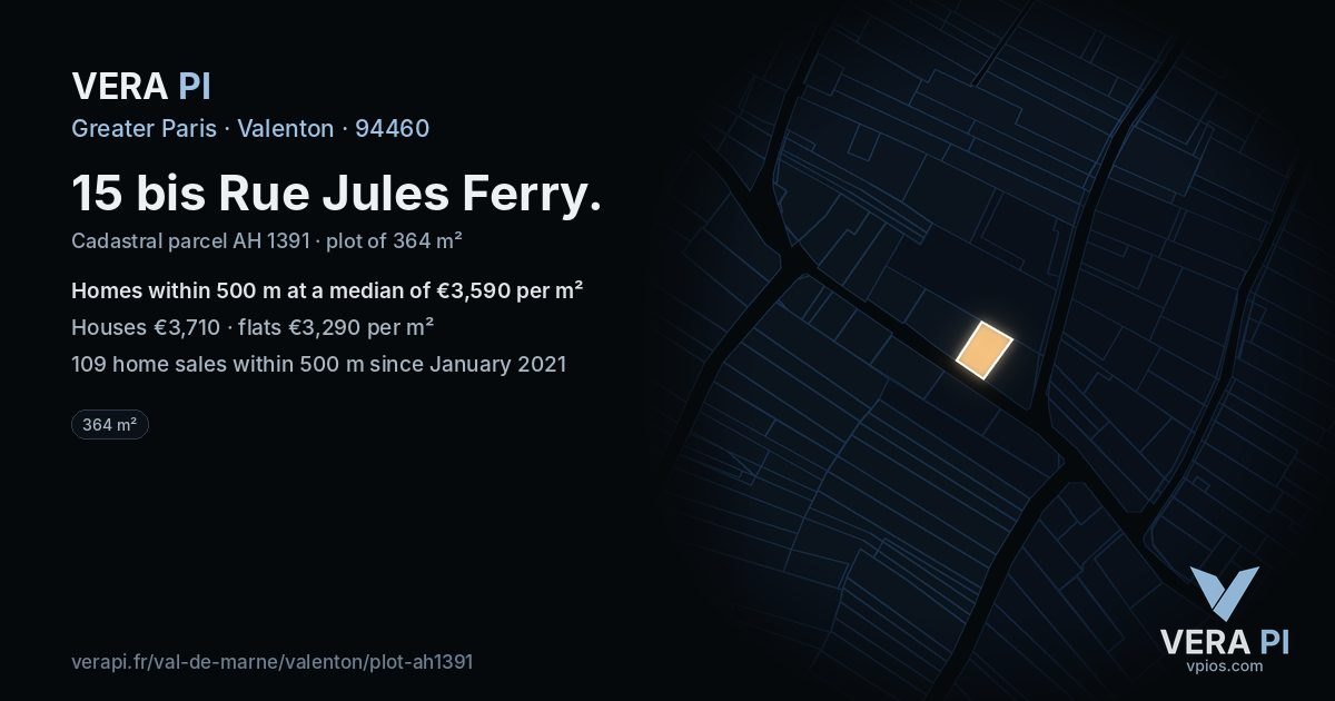 15 bis Rue Jules Ferry, Valenton at night – the plot lit, the parcels around coloured by the prices near them
