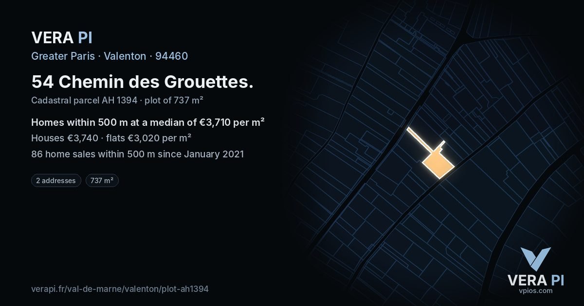 54 Chemin des Grouettes, Valenton at night – the plot lit, the parcels around coloured by the prices near them