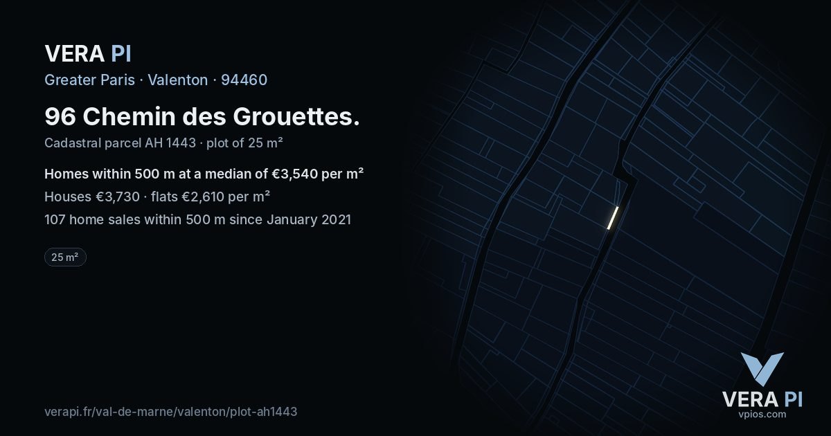 96 Chemin des Grouettes, Valenton at night – the plot lit, the parcels around coloured by the prices near them