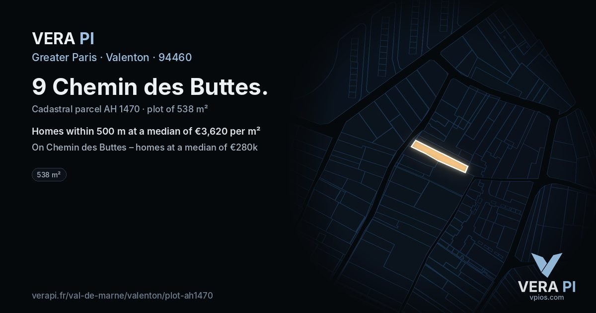 9 Chemin des Buttes, Valenton at night – the plot lit, the parcels around coloured by the prices near them