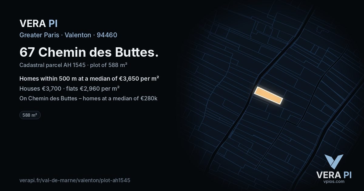 67 Chemin des Buttes, Valenton at night – the plot lit, the parcels around coloured by the prices near them