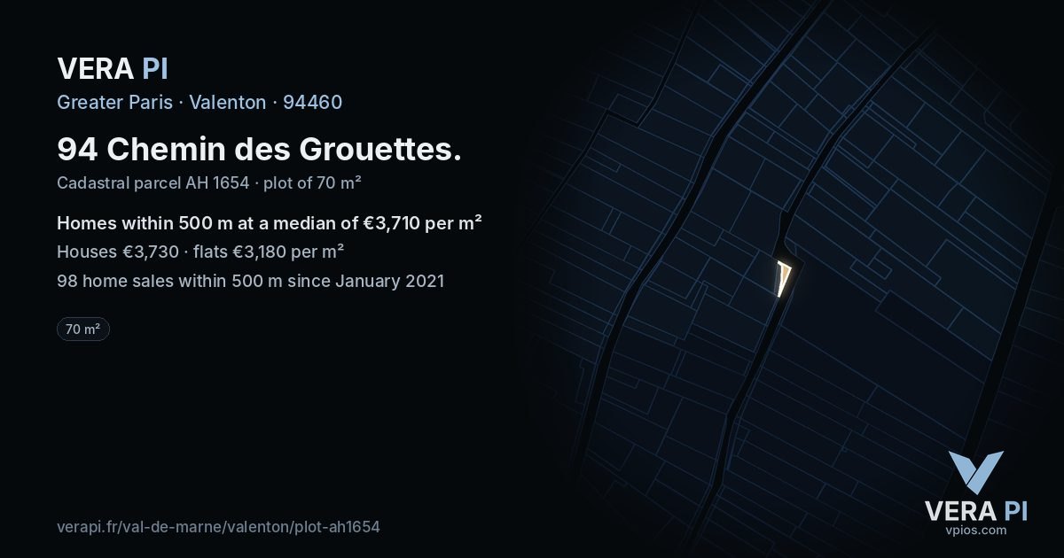 94 Chemin des Grouettes, Valenton at night – the plot lit, the parcels around coloured by the prices near them