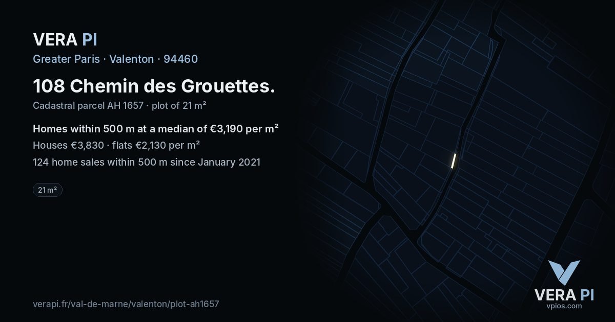 108 Chemin des Grouettes, Valenton at night – the plot lit, the parcels around coloured by the prices near them