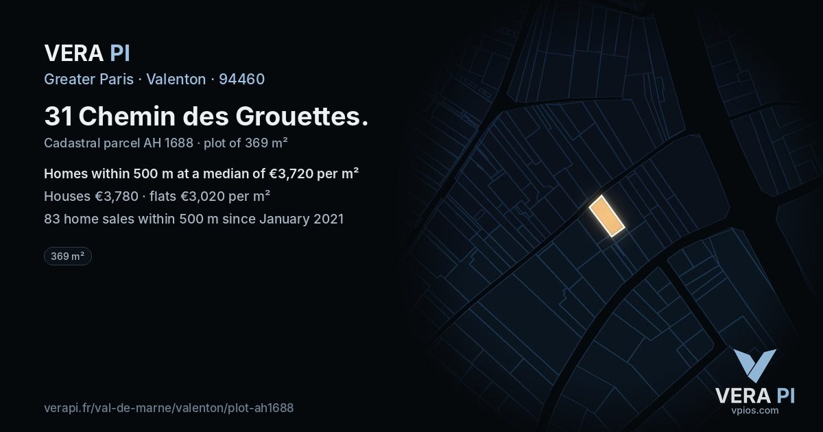31 Chemin des Grouettes, Valenton at night – the plot lit, the parcels around coloured by the prices near them