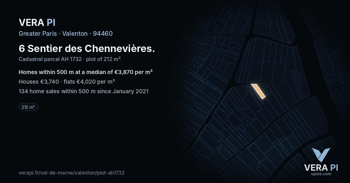 6 Sentier des Chennevières, Valenton at night – the plot lit, the parcels around coloured by the prices near them