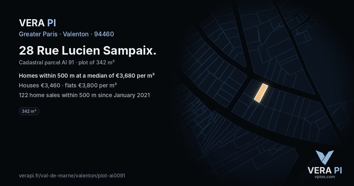 28 Rue Lucien Sampaix, Valenton at night – the plot lit, the parcels around coloured by the prices near them