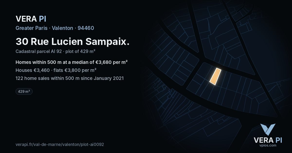 30 Rue Lucien Sampaix, Valenton at night – the plot lit, the parcels around coloured by the prices near them