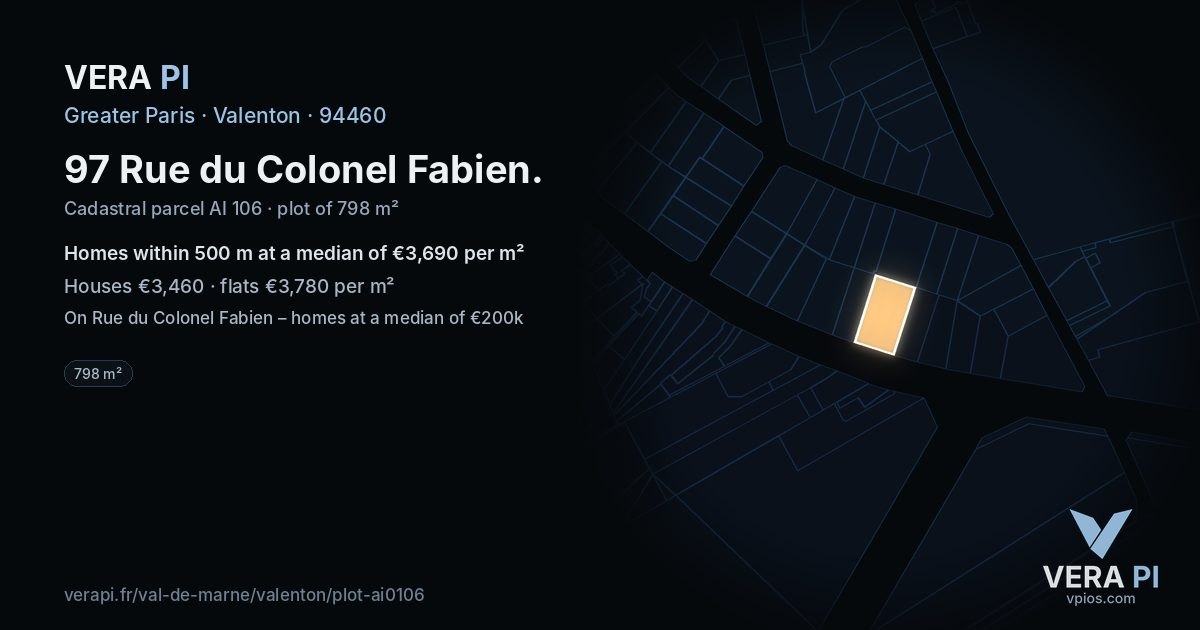 97 Rue du Colonel Fabien, Valenton at night – the plot lit, the parcels around coloured by the prices near them
