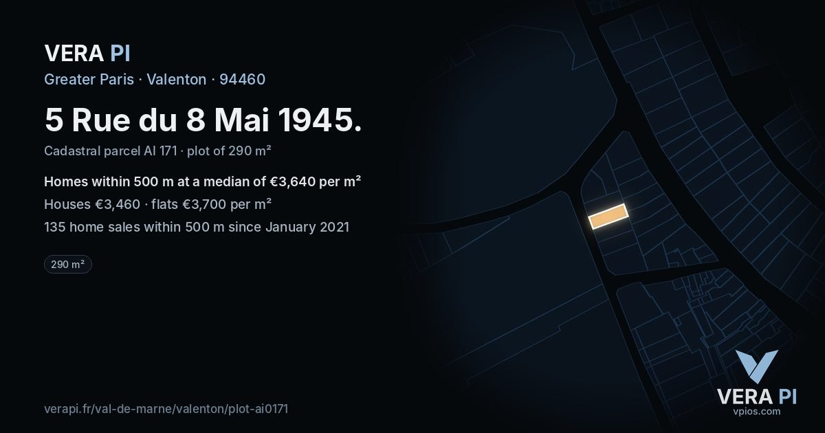 5 Rue du 8 Mai 1945, Valenton at night – the plot lit, the parcels around coloured by the prices near them