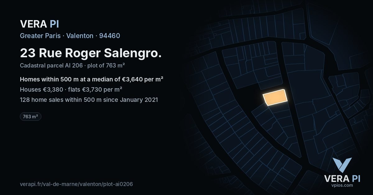 23 Rue Roger Salengro, Valenton at night – the plot lit, the parcels around coloured by the prices near them