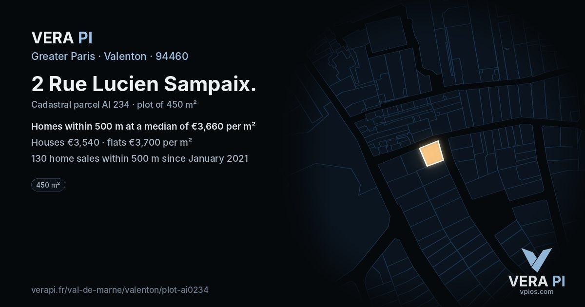 2 Rue Lucien Sampaix, Valenton at night – the plot lit, the parcels around coloured by the prices near them