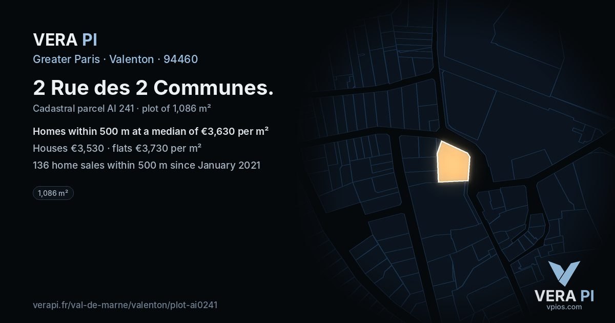 2 Rue des 2 Communes, Valenton at night – the plot lit, the parcels around coloured by the prices near them