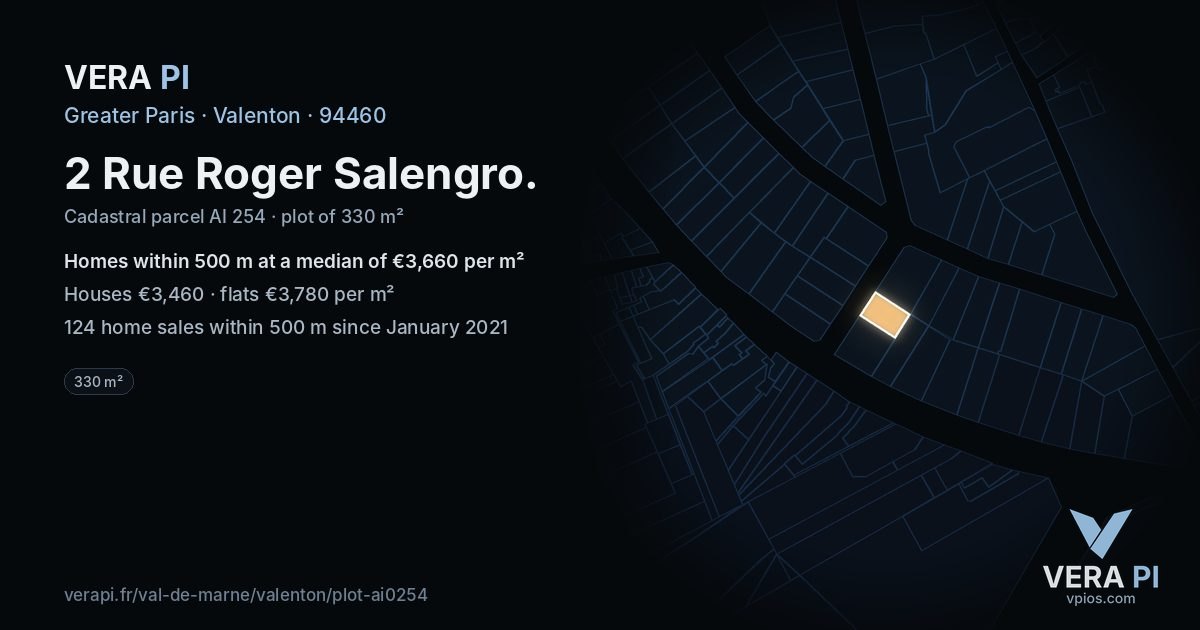 2 Rue Roger Salengro, Valenton at night – the plot lit, the parcels around coloured by the prices near them