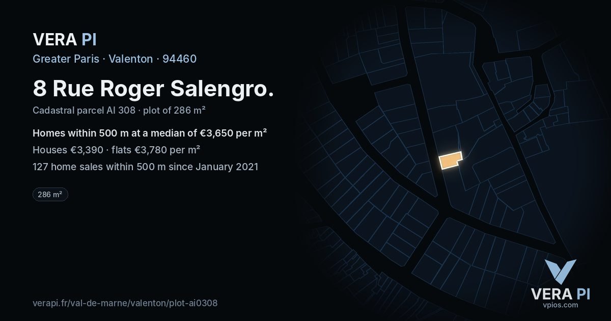 8 Rue Roger Salengro, Valenton at night – the plot lit, the parcels around coloured by the prices near them