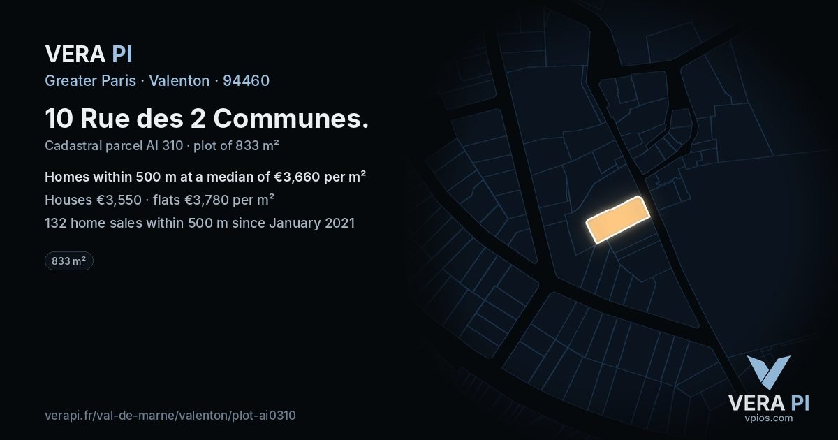 10 Rue des 2 Communes, Valenton at night – the plot lit, the parcels around coloured by the prices near them
