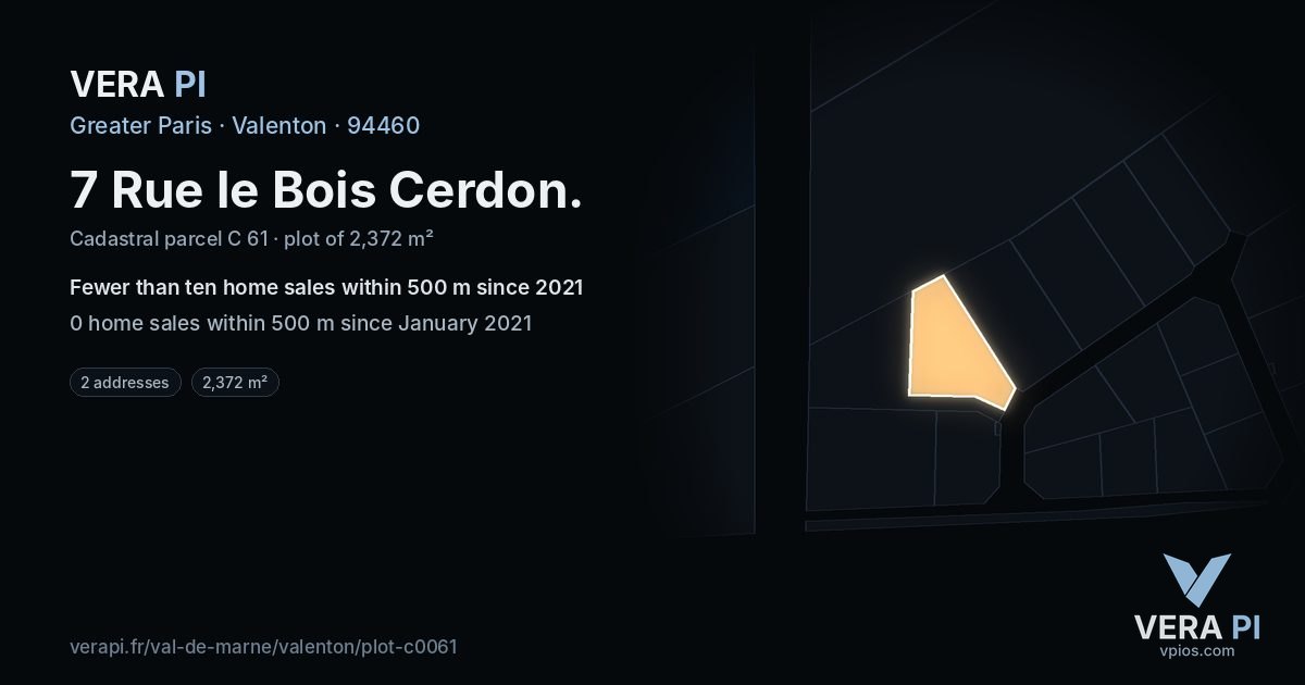 7 Rue le Bois Cerdon, Valenton at night – the plot lit, the parcels around coloured by the prices near them