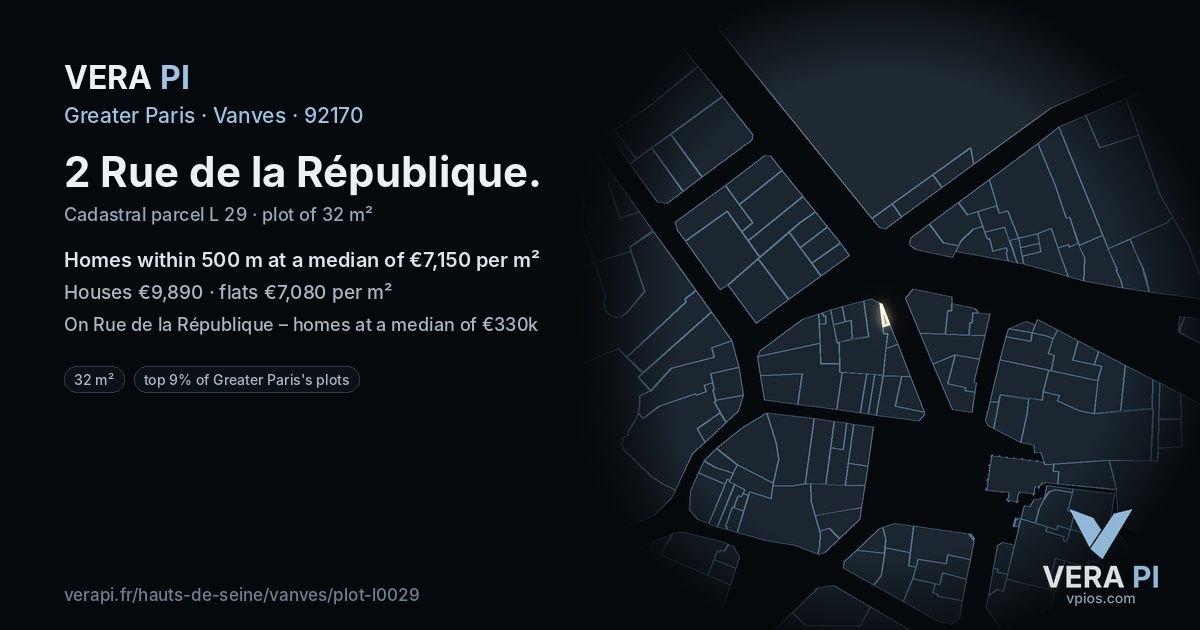 2 Rue de la République, Vanves at night – the plot lit, the parcels around coloured by the prices near them