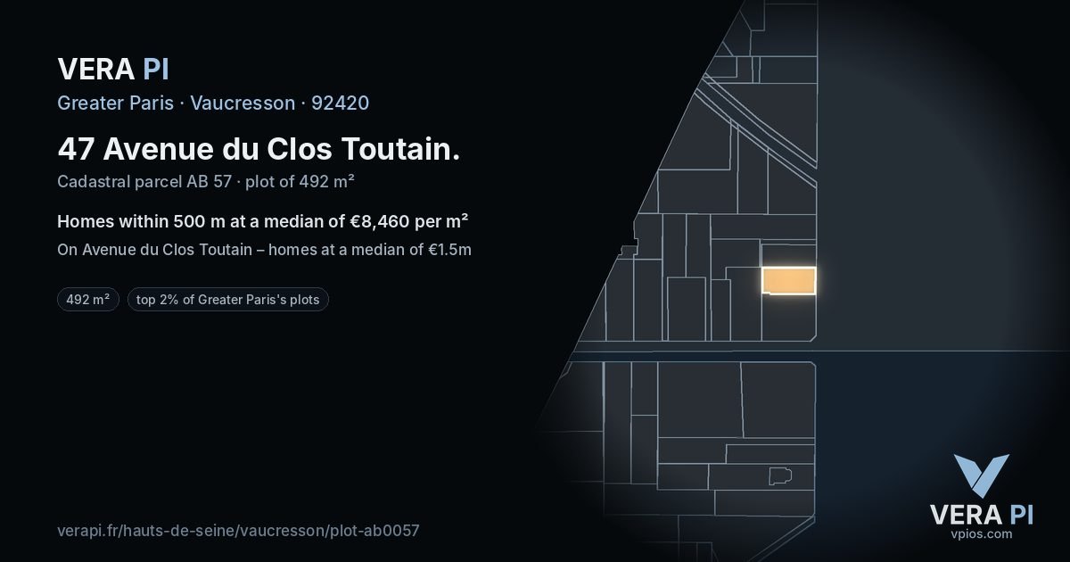 47 Avenue du Clos Toutain, Vaucresson at night – the plot lit, the parcels around coloured by the prices near them