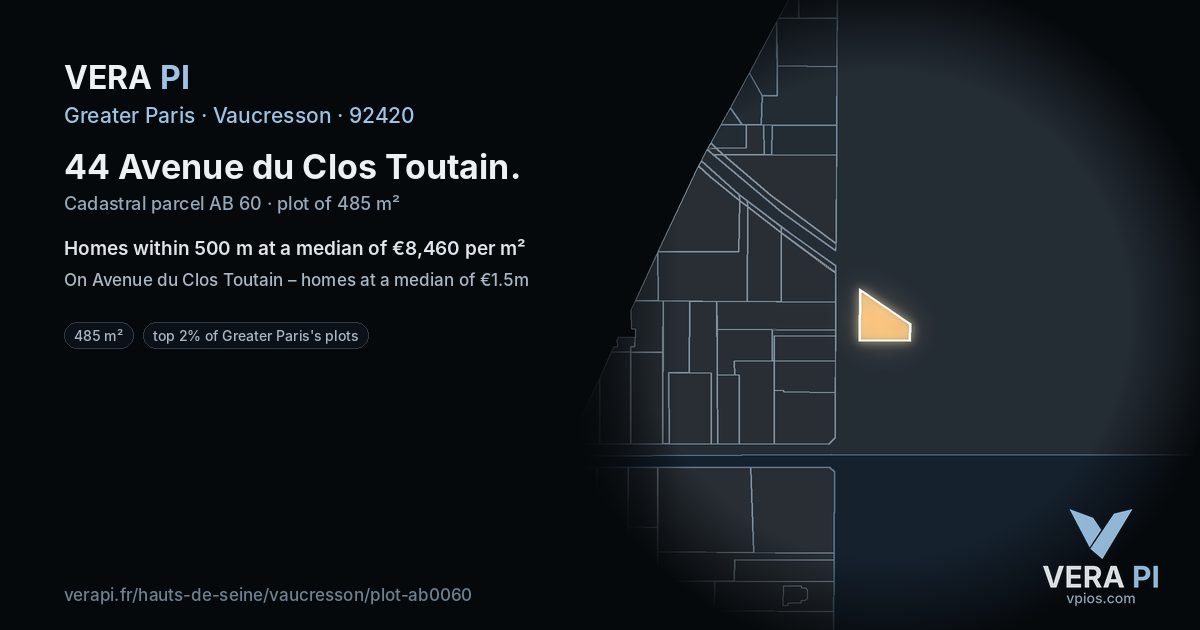 44 Avenue du Clos Toutain, Vaucresson at night – the plot lit, the parcels around coloured by the prices near them