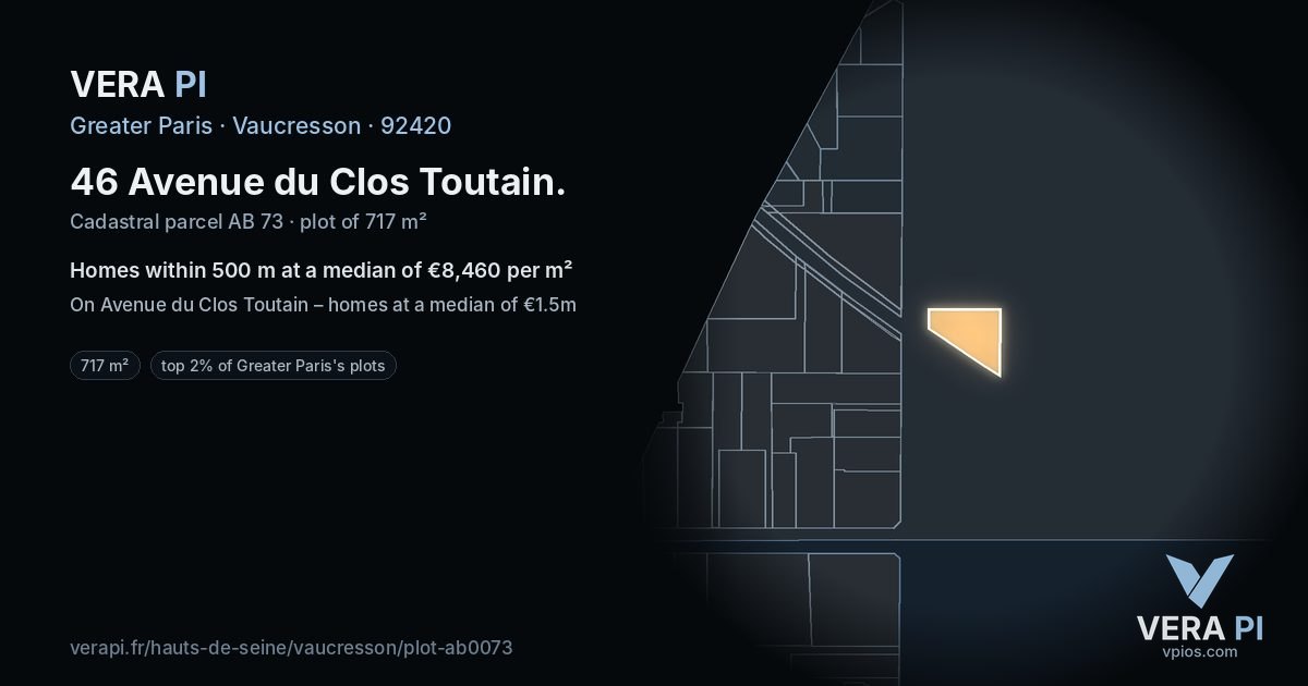 46 Avenue du Clos Toutain, Vaucresson at night – the plot lit, the parcels around coloured by the prices near them