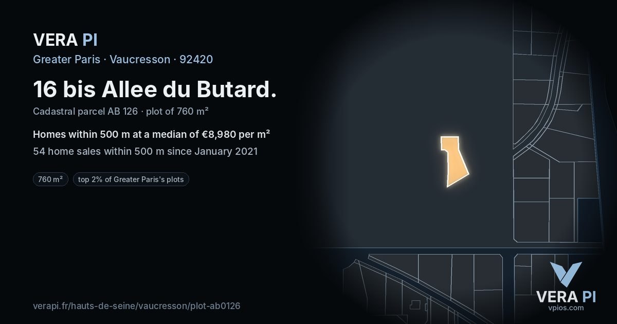16 bis Allee du Butard, Vaucresson at night – the plot lit, the parcels around coloured by the prices near them