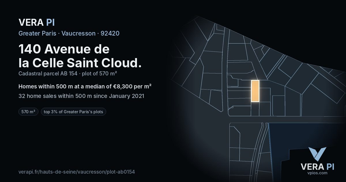 140 Avenue de la Celle Saint Cloud, Vaucresson at night – the plot lit, the parcels around coloured by the prices near them