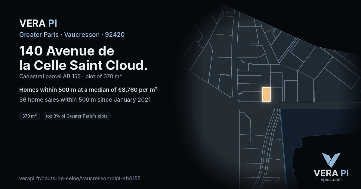 140 Avenue de la Celle Saint Cloud, Vaucresson at night – the plot lit, the parcels around coloured by the prices near them