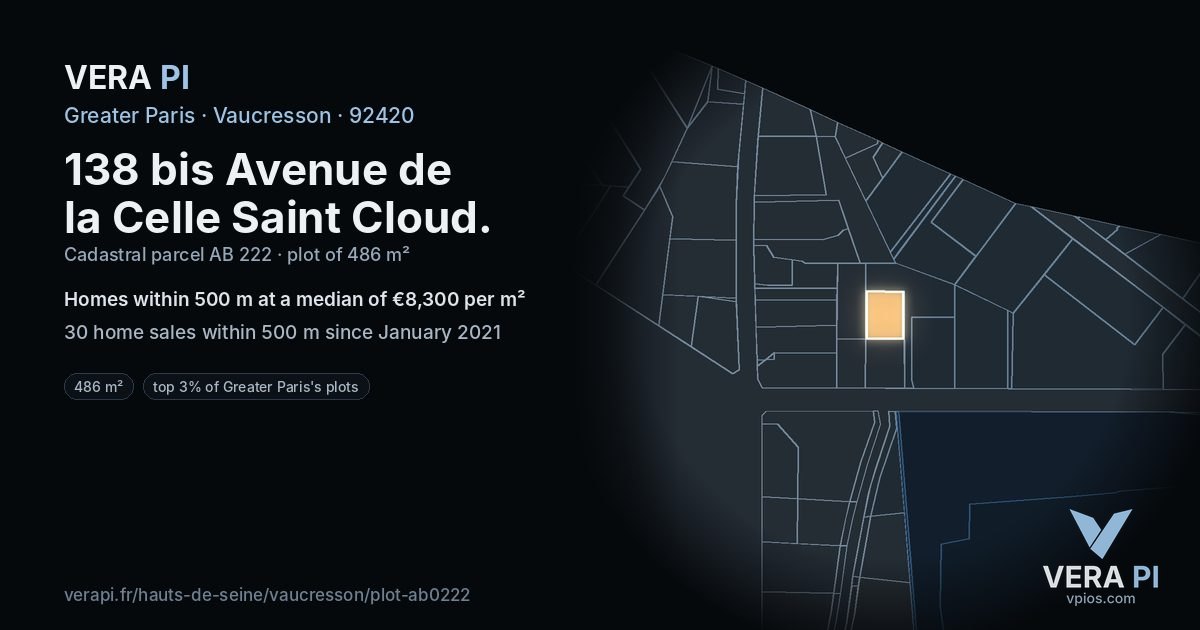 138 bis Avenue de la Celle Saint Cloud, Vaucresson at night – the plot lit, the parcels around coloured by the prices near them