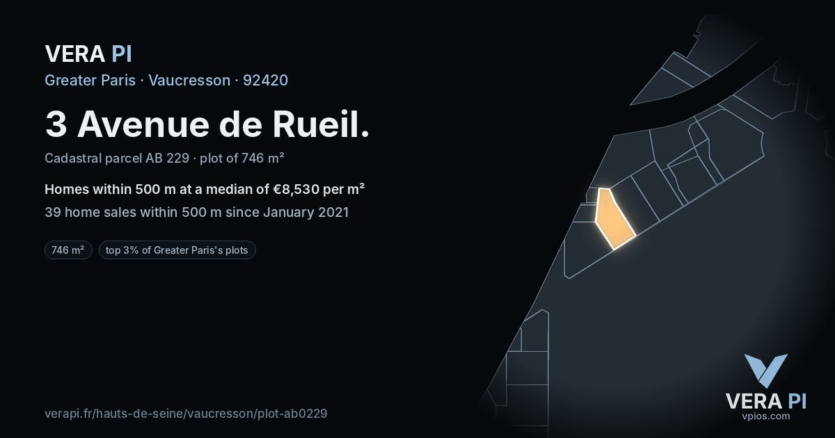3 Avenue de Rueil, Vaucresson at night – the plot lit, the parcels around coloured by the prices near them