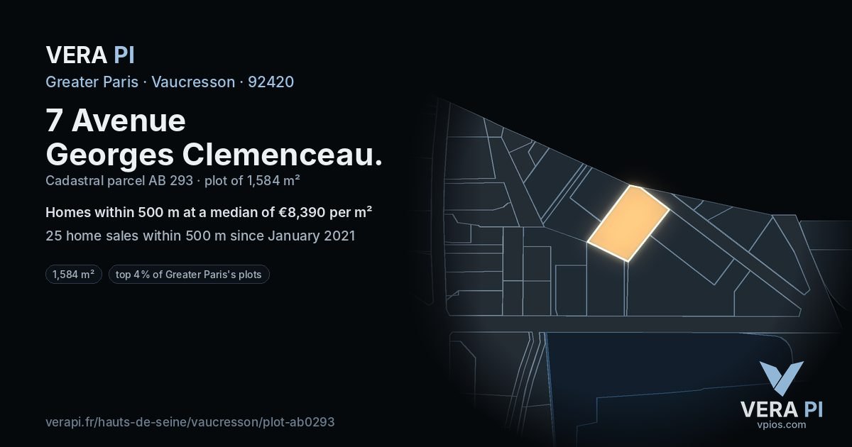 7 Avenue Georges Clemenceau, Vaucresson at night – the plot lit, the parcels around coloured by the prices near them