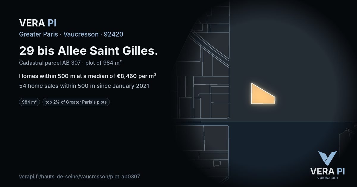 29 bis Allee Saint Gilles, Vaucresson at night – the plot lit, the parcels around coloured by the prices near them