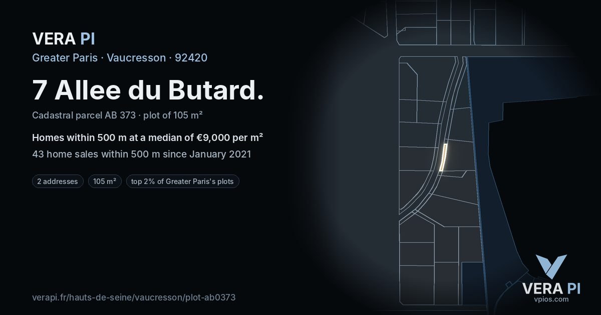 7 Allee du Butard, Vaucresson at night – the plot lit, the parcels around coloured by the prices near them