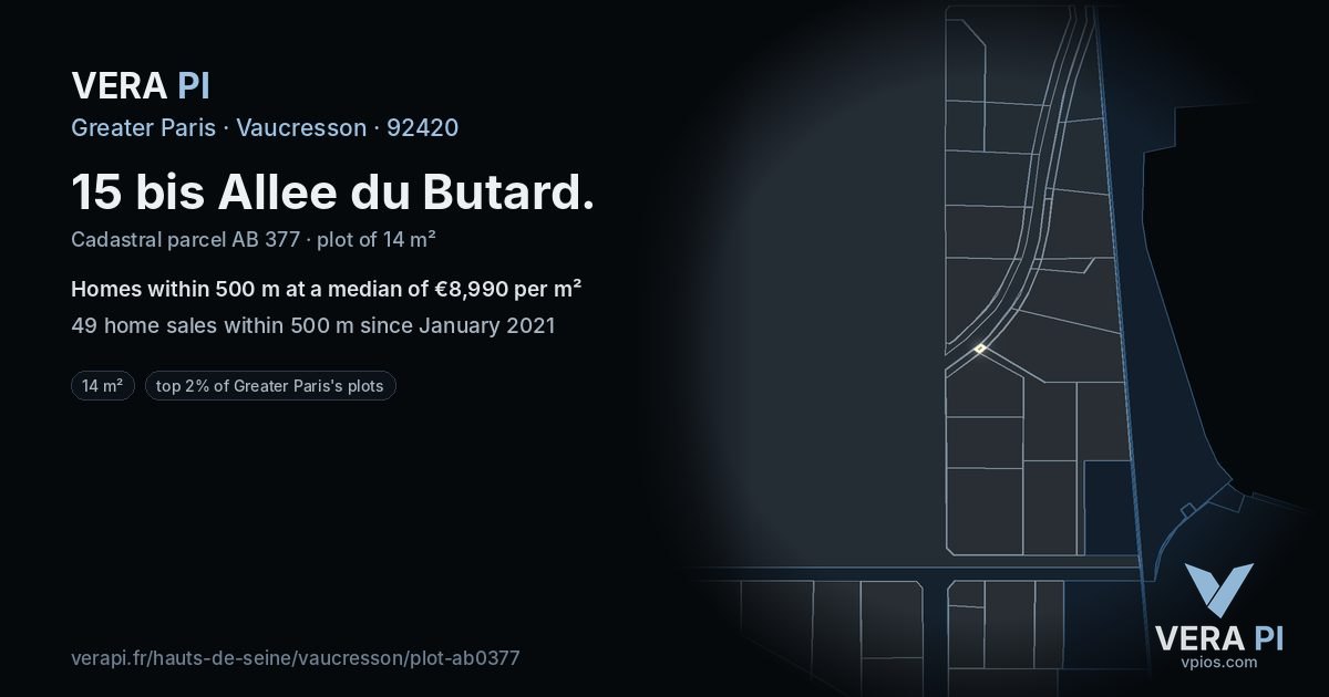 15 bis Allee du Butard, Vaucresson at night – the plot lit, the parcels around coloured by the prices near them